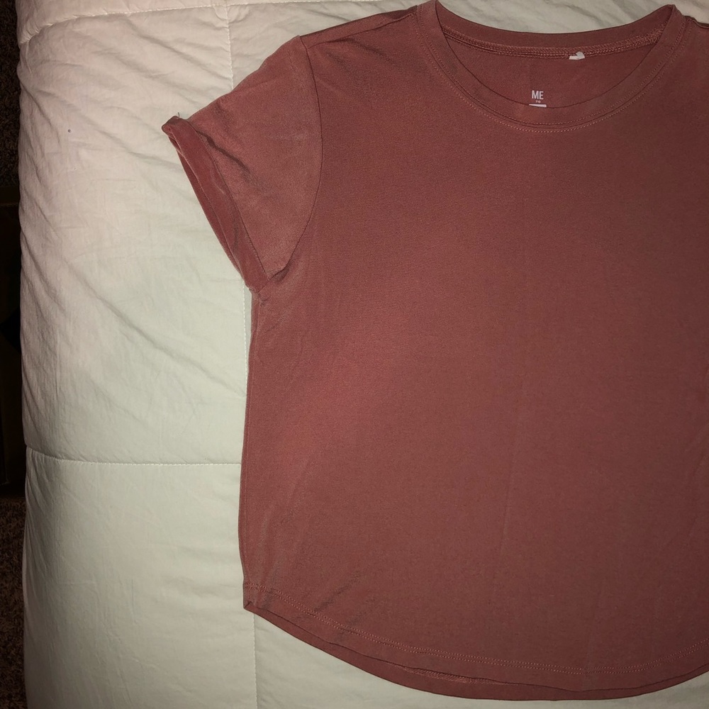T-Shirt Crop Top